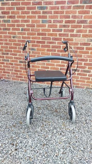 Opvouwbare rollator beschikbaar voor biedingen