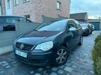 Volkswagen Polo 1.2 Benzine - Airco, Auto's, Volkswagen, Voorwielaandrijving, Zwart, Handgeschakeld, Particulier
