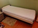 Bed 1 persoon 90x200cm met lattenbodem, Ophalen, Zo goed als nieuw, Wit