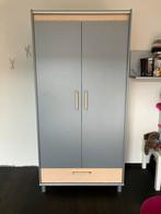 Kleerkast slaapkamer in grijs met hout, 100 à 150 cm, Enlèvement, Utilisé, 200 cm ou plus