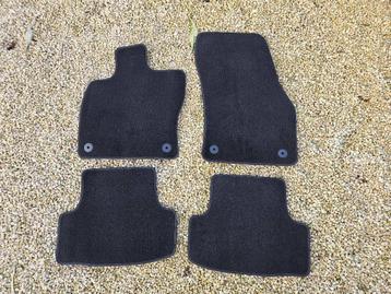 Tapis de sol Seat Ateca en velours, Enlèvement, Neuf
