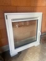 Aluminium raam met ventilatierooster duco, Raamkozijn, Aluminium, Zo goed als nieuw, Inclusief glas