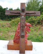 crucifix mural croix bois christ regule brun, Antiquités & Art, Enlèvement ou Envoi