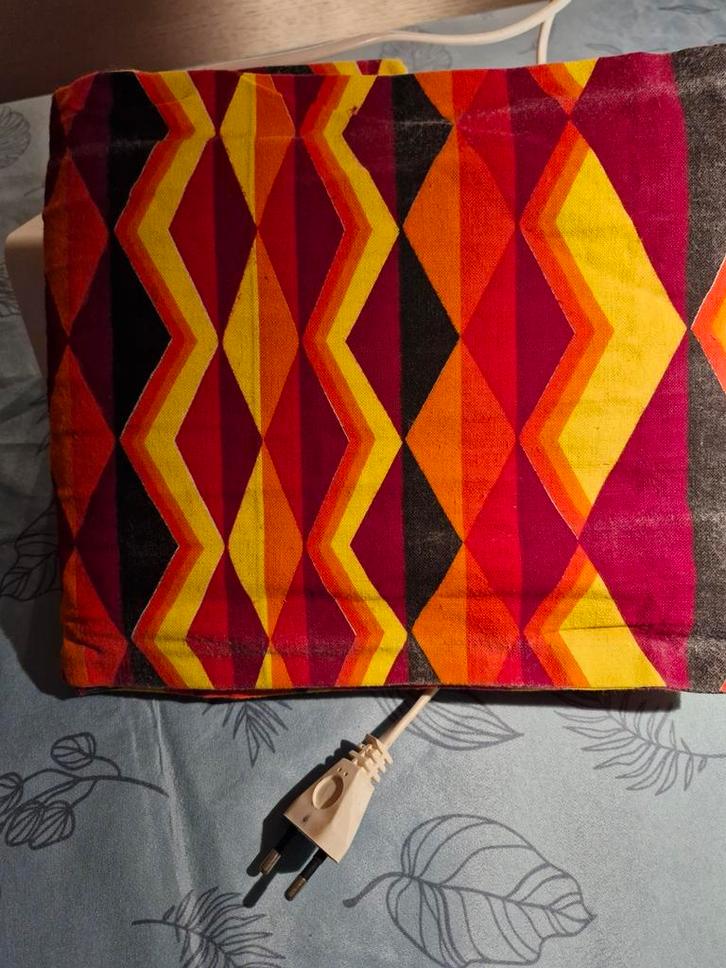 Verlaagd! BORDENVERWARMER Electrisch. Voor 6 borden, Huis en Inrichting, Keuken | Servies, Gebruikt, Overige typen, Overige stijlen