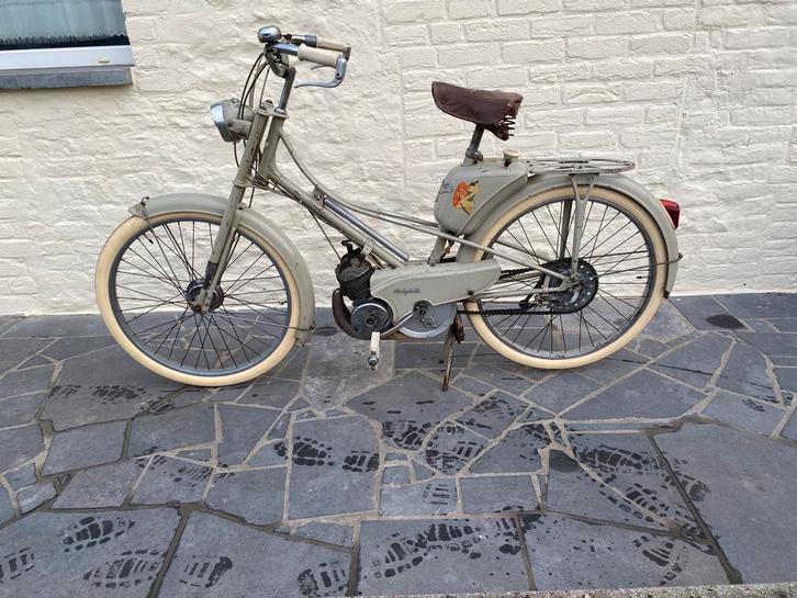 Motobecane av3 av54 bromfiets, Fietsen en Brommers, Brommers | Oldtimers, Overige merken, Ophalen
