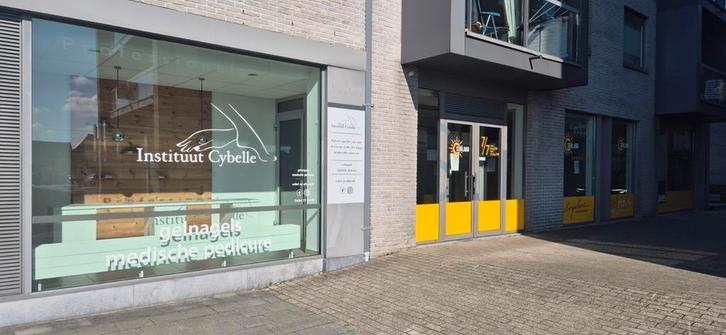 Zonnecenter in tielt over te nemen, Zakelijke goederen, Exploitaties en Overnames