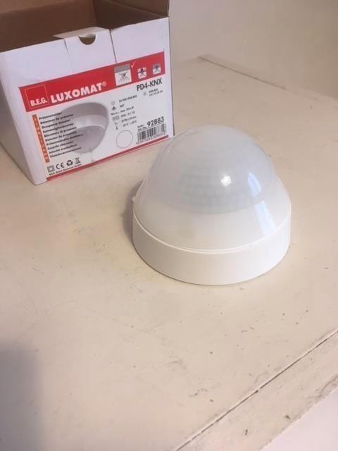 177. aanwezigheidsmelder B.E.G. PD4-KNX, Hobby en Vrije tijd, Elektronica-componenten, Nieuw, Ophalen of Verzenden