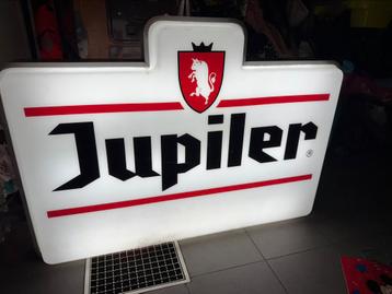 Lichtreclame jupiler beschikbaar voor biedingen