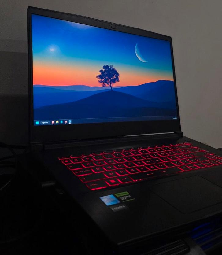 MSI Thin - Intel i5 - 1tb M.2 - RTX 4050 - Gaming Laptop, Computers en Software, Windows Laptops, Zo goed als nieuw, SSD, Gaming