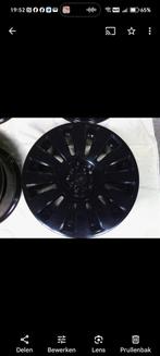 Audi a8 17 inch multi steek gepoederlakt, Ophalen, Band(en)