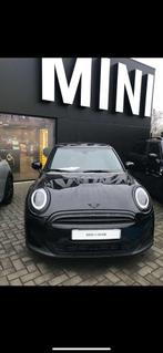 MINI 5 doors, panorama roof, park assist, seat heating, Auto's, Zwart, Zwart, Parkeersensor, 5 zetels