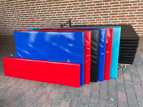 Turnmat gymmat turnmatten gymmatten valmat nieuwe bekleding, Sport en Fitness, Turnen, Zo goed als nieuw, Ophalen