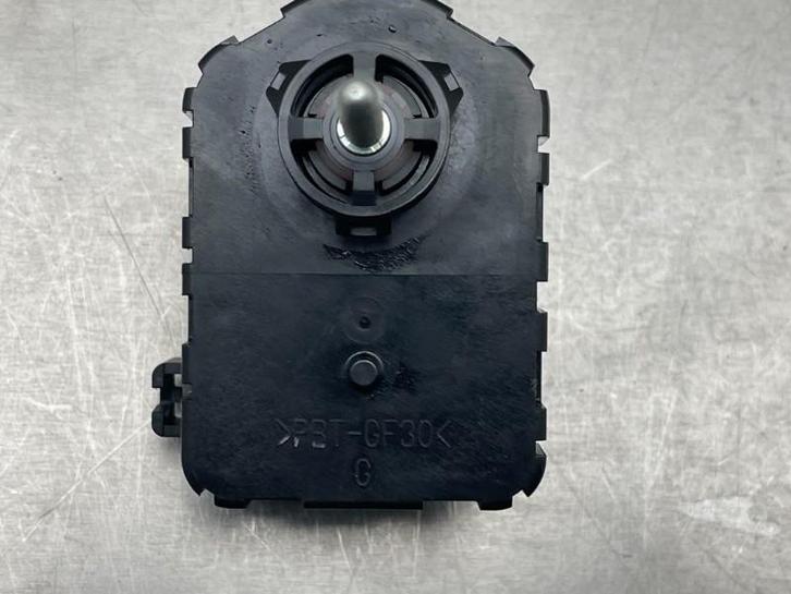 KOPLAMPMOTOR Suzuki Vitara (LY / MY) (01-2015/-), Auto-onderdelen, Overige Auto-onderdelen, Suzuki, Gebruikt