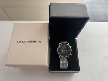 ARMANI HERENHORLOGE NIEUW IN DOOS beschikbaar voor biedingen