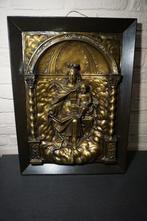 icône en bas-relief en cuivre vierge à l'enfant - 54 cm x 40, Antiquités & Art, Enlèvement ou Envoi