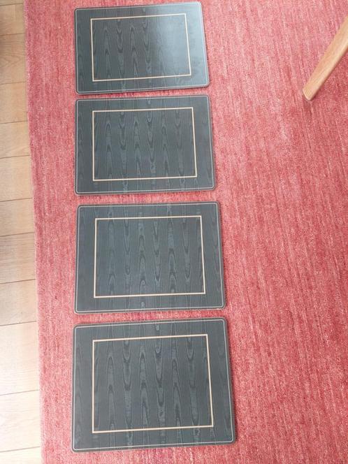 set van 4 placemats PIMPERNEL 40 x 30 cm, Huis en Inrichting, Woonaccessoires | Onderzetters, Zo goed als nieuw, Bord, Ophalen of Verzenden