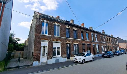 Maison à vendre à Charleroi Gilly, 2 chambres, Immo, Huizen en Appartementen te koop, Vrijstaande woning, F