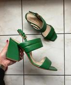 Caroline biss groene hakken, Kleding | Dames, Ophalen of Verzenden, Zo goed als nieuw, Schoenen met hoge hakken, Caroline Biss