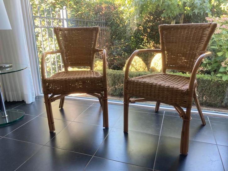 Tweetal mooie rotan stoelen, Huis en Inrichting, Stoelen, Zo goed als nieuw, Twee, Riet of Rotan, Bruin, Ophalen