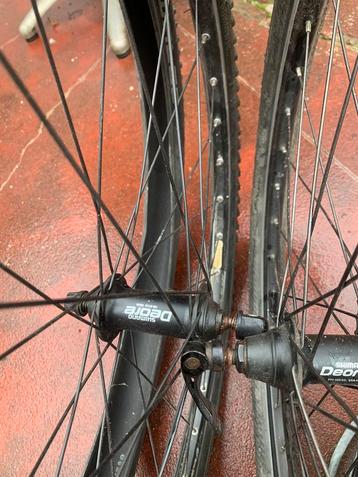 Mtb wielen 26 inch shimano deore 9 speed, Fietsen en Brommers, Ophalen, Zo goed als nieuw