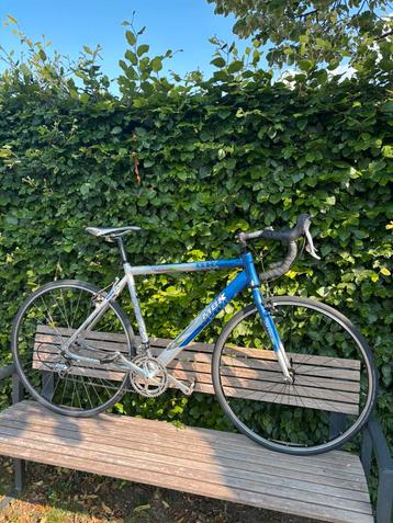 Koersfiets MBK met Shimano 105 beschikbaar voor biedingen