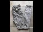 Jeans Zara femme, Vêtements | Femmes, Jeans, Enlèvement, Comme neuf, Gris