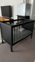Ledikant met matras en toebehoren (troll & aerosleep), Ophalen, Zo goed als nieuw, Ledikant
