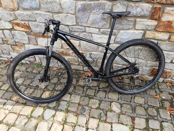 VTT Orbea Onna 29 50 semi rigide black.Taille M. Bon état.