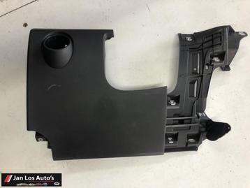 VW up onderplaat dashbord links zwart beschikbaar voor biedingen