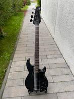 À vendre, basse 5 cordes Yamaha BB735A., Musique & Instruments, Instruments à corde | Guitares | Basses, Comme neuf, 5 cordes