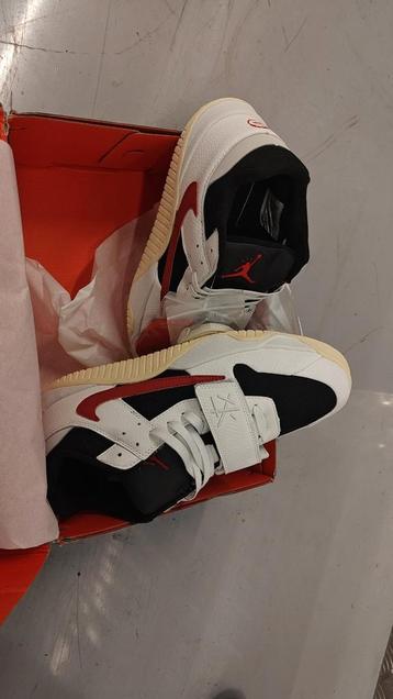 Air Jordan Jumpman Jack TR Travis Scott University Red
T:
45, Enlèvement, Neuf