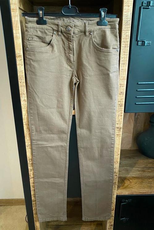 Kaki jeans van Zerres maat 34, komt overeen met 36, Kleding | Dames, Broeken en Pantalons, Zo goed als nieuw, Maat 34 (XS) of kleiner