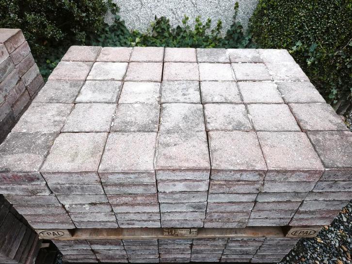 beton klinker rood 16,5 op 16,5 op 6 dik, Tuin en Terras, Tegels en Klinkers, Gebruikt, Beton, Ophalen