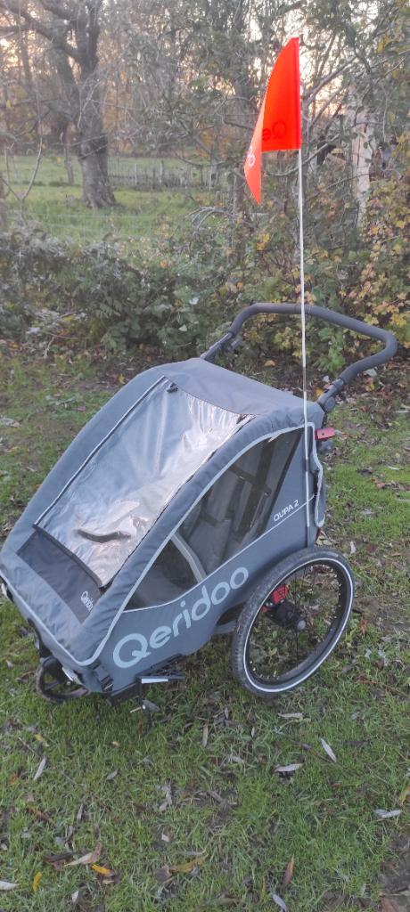 Fiets en wandelkar voor 2 kinderen Querido gupa2, Fietsen en Brommers, Fietsaccessoires | Aanhangwagens en Karren, Zo goed als nieuw