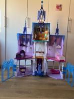 Frozen Arendelle kasteel - 122 cm x 152 cm, Kinderen en Baby's, Speelgoed | Poppenhuizen, Ophalen, Zo goed als nieuw, Poppenhuis