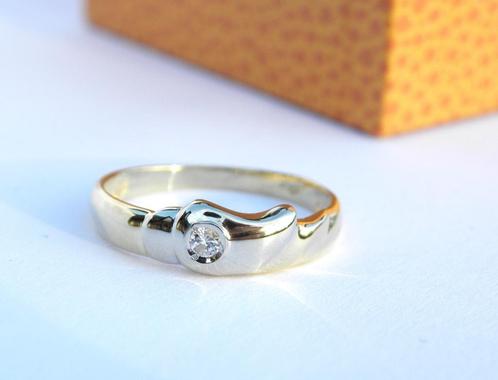 18KT gouden ring met Briljant (Bi-Color), Handtassen en Accessoires, Ringen, Zo goed als nieuw, Dame, 17 tot 18, Wit, Goud, Met edelsteen