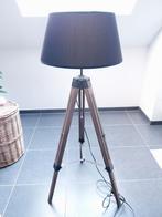 Mooie landelijke staanlamp, Huis en Inrichting, Lampen | Vloerlampen, Ophalen, Zo goed als nieuw, Hout