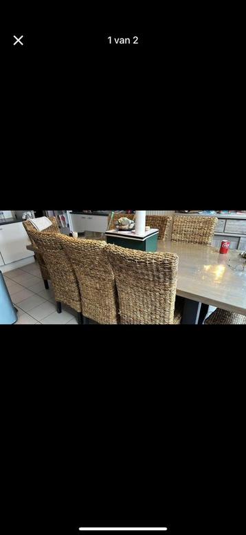 Gratis op te halen 8 stoelen beschikbaar voor biedingen