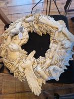 Couronne ancienne en ciment +animaux 25€, Enlèvement