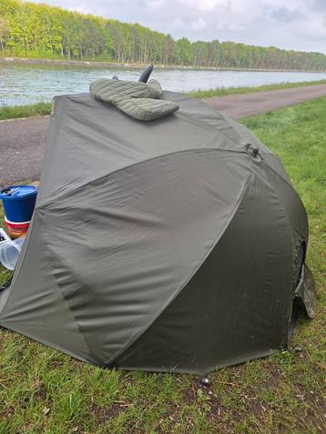 Elite  brolly system, Watersport en Boten, Hengelsport | Karpervissen, Ophalen of Verzenden