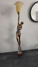Unieke grote bronzen lamp ' dame ', Ophalen, Zo goed als nieuw