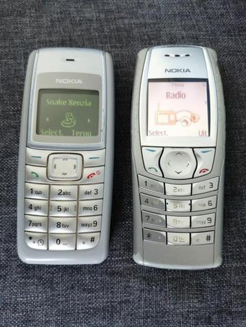 WEG=WEG!! TWEE VINTAGE NOKIA TELEFOONS 1110/6610 ZILVERGRIJS beschikbaar voor biedingen