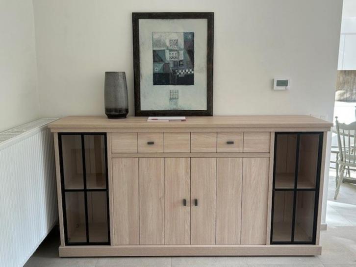 eettafel met 6 stoelen en dressoir, Huis en Inrichting, Complete eetkamers, Zo goed als nieuw, 6 tot 8 stoelen, Ophalen of Verzenden