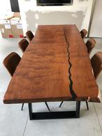 Boomstamse tafel met zwarte stalen poot, Huis en Inrichting, Complete eetkamers, Ophalen, Gebruikt, Geen stoelen