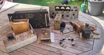 Electronica voor onderdelen gratis. beschikbaar voor biedingen