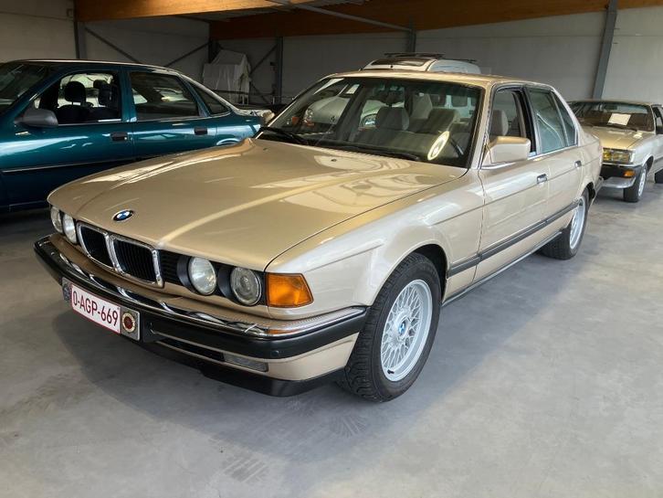 BMW 730i  V8   oldtimer +30 jaar, Auto's, Oldtimers, Bedrijf, Te koop, BMW, Benzine, Berline, 4 deurs, Automaat, Beige, Beige