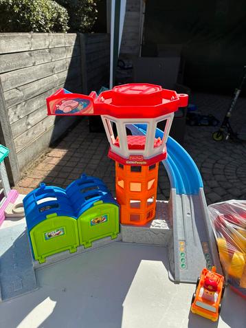 Speelset luchttoren beschikbaar voor biedingen