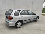 Prachtige Nissan almera AUTOMAAT amper 46dkm gekeurd 1.6i, Auto's, Nissan, Berline, 5 deurs, Zilver of Grijs, Almera