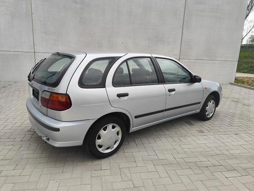 Prachtige Nissan almera AUTOMAAT amper 46dkm gekeurd 1.6i, Auto's, Nissan, Particulier, Almera, Radio, Benzine, Berline, 5 deurs