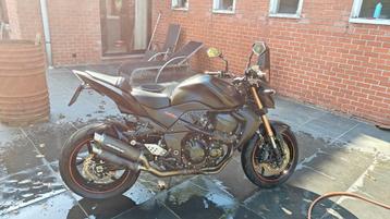 Z750R 2010 black edition met bodis uitlaat plus originele  beschikbaar voor biedingen